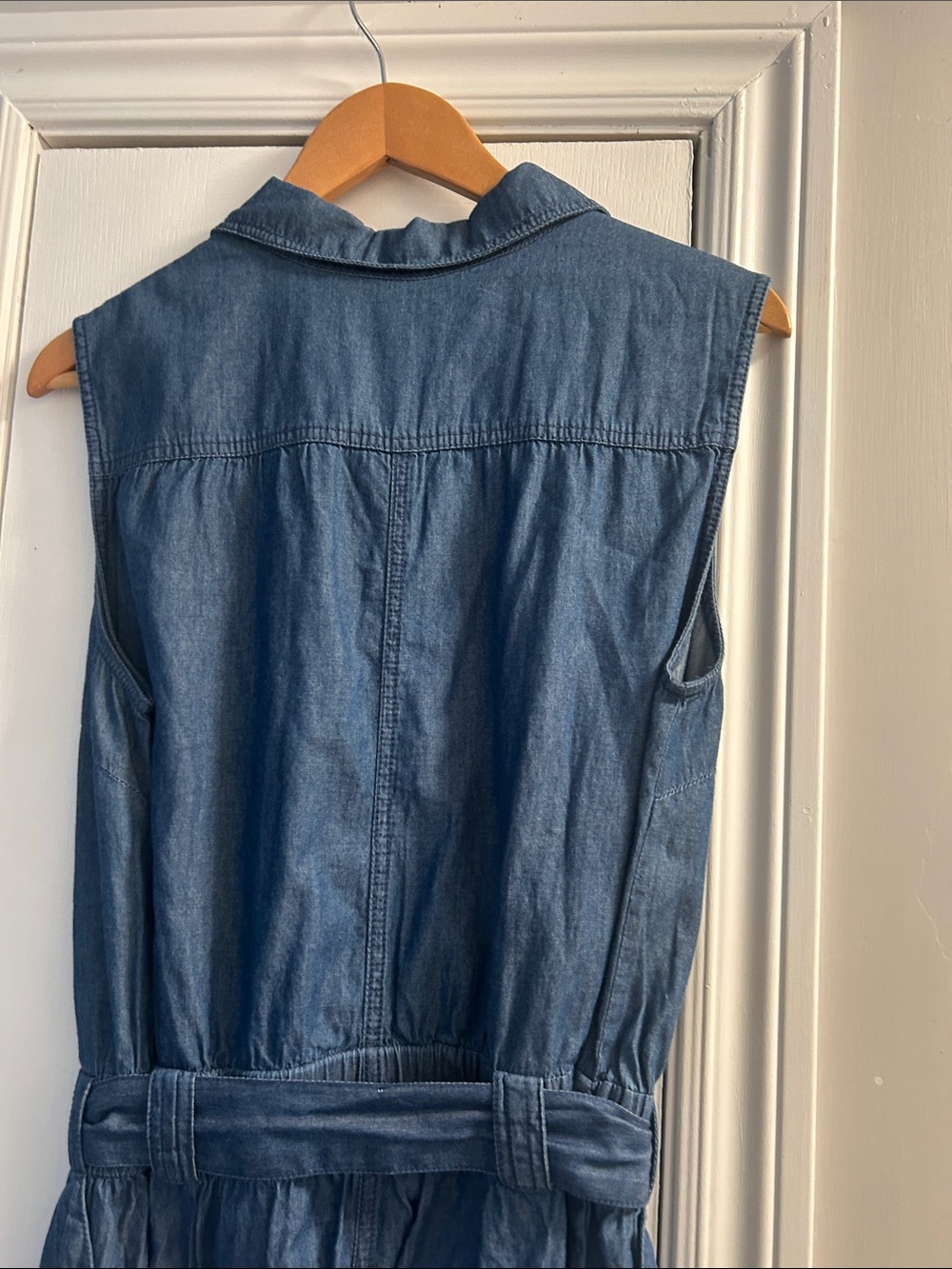 Isaac Mizrahi Denim Blue Sleeveless Jumpsuit Romper - Picture 9 of 9